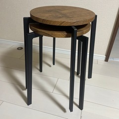 アイアンスタッキングスツール2脚セットの画像