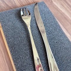 WMF カトラリー ステーキセット(ナイフ、フォーク)木製ボックス入り 未使用の画像