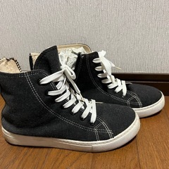 スニーカー　ハイカット　
レディース　24.5 L 靴　美品　ファッションの画像