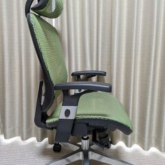 メッシュデスクチェア☆キャスター付き☆学習・リモートワーク・ゲームに♪の画像