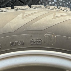 195/65 R15 ピレリ アイスゼロ アシンメトリコ スタッドレス4本セット ホイールナット付きの画像