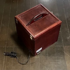 【引き取りに来れる方限定】コンセント付き木製化粧箱の画像