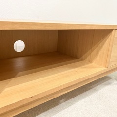 テレビボードの画像