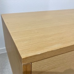 テレビボードの画像