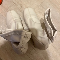 ブーツ？23.5センチ。使用感あります。の画像