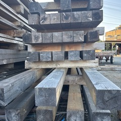 DIYや棚作りに！訳あり角材 格安処分!残りわずかです!の画像