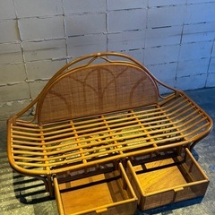 ラタン製ソファの画像