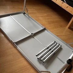 お話中^_^折りたたみテーブル　高さ調節可能　の画像