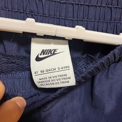 子供服　NIKE 100㎝の画像