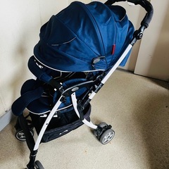 𝐀𝐩𝐫𝐢𝐜𝐚 ベビーカー ＆ レインカバー付きの画像