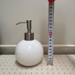 陶器でできたポンプの画像