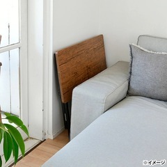 折りたたみデスクの画像