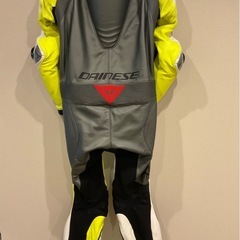 ①ダイネーゼ　レーシングスーツの画像