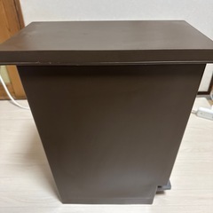 ゴミ箱
の画像
