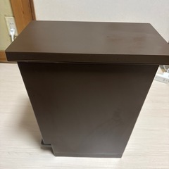 ゴミ箱
の画像
