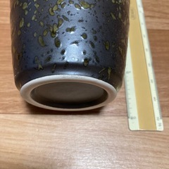 花瓶　1回のみ使用　高さ26センチ程度の画像