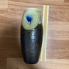 花瓶　1回のみ使用　高さ26センチ程度の画像