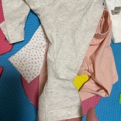 【2〜9ヶ月】赤ちゃん服まとめ売りの画像