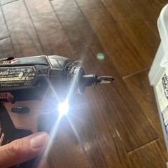 マキタMakita インパクトドライバ 14.4V ピンク TD138DZWの画像