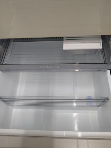 大型商品設置もお任せ！リユースのサカイ浦和店【F186】⚫️冷蔵庫 トウシバ GR-W470GZ 2024　新生活　大容量　ファミリーサイズ　真ん中野菜室　VEGETA　かってにエコ　東京都　練馬区　板橋区　北区　足立区　埼玉県　さいたま市　浦和　大宮　川口市　蕨市　越谷市　草加市　志木市　朝霞市　和光市　富士見市　上尾市