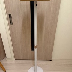 プロジェクタースタンド　の画像