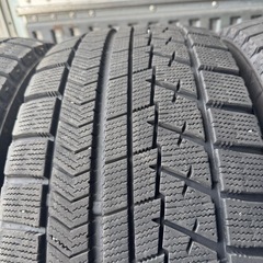 バリ山　BRIDGESTONE ブリヂストン　ブリジストン　VRX 255/45R18 スタッドレス　タイヤ　2016年製　1818インチの画像
