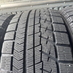 バリ山　BRIDGESTONE ブリヂストン　ブリジストン　VRX 255/45R18 スタッドレス　タイヤ　2016年製　1818インチの画像