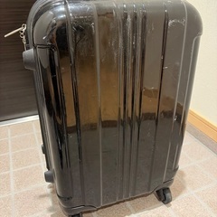 キャリーバッグ 黒の画像