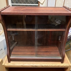 【引き取りに来れる方限定】昭和レトロ　ガラス扉　木製キャビネット