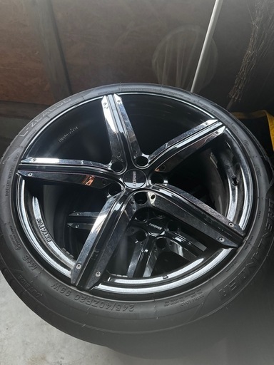 引取り早い方値下げ可能　　
ESTATUS 20インチ　タイヤホイールセット