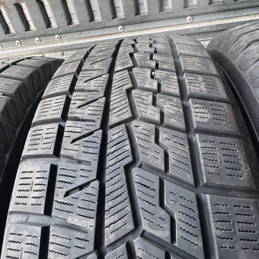 バリ山　YOKOHAMA ヨコハマ　IG70 195/65R15 スタッドレス　タイヤ　2022年製　15インチ