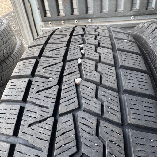 バリ山　YOKOHAMA ヨコハマ　IG70 195/65R15 スタッドレス　タイヤ　2022年製　15インチ