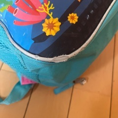 ベイビーシャークリュックの画像