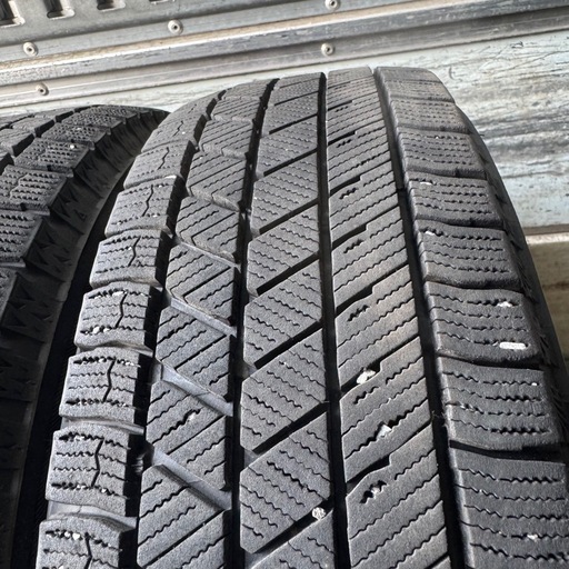 バリ山　BRIDGESTONE ブリヂストン　ブリジストン VRX3 165/65R14 スタッドレス　タイヤ　2021年製14インチ