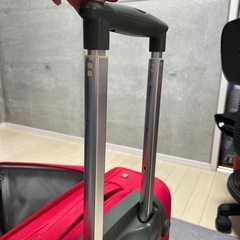 機内持ち込みオッケー　キャリーケース　難あり　無料の画像