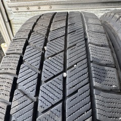 バリ山　BRIDGESTONE ブリヂストン　ブリジストン　VRX3 165/65R14 スタッドレス　タイヤ　2022年製　14インチの画像