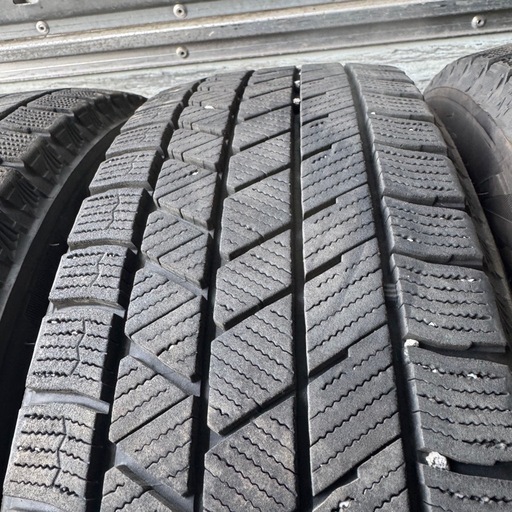 バリ山　BRIDGESTONE ブリヂストン　ブリジストン　VRX3 165/65R14 スタッドレス　タイヤ　2022年製　14インチ