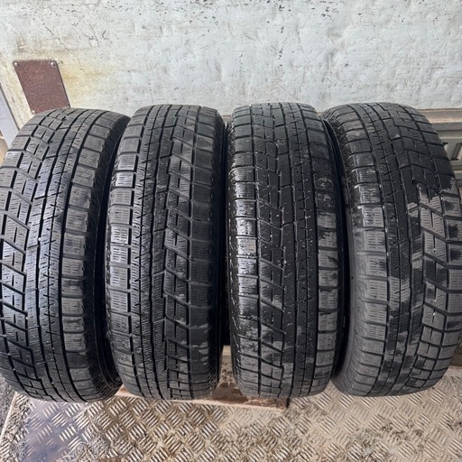 バリ山　YOKOHAMA ヨコハマ　IG60 195/65R15 スタッドレス　タイヤ　2023年製　15インチ