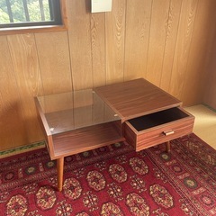 ローテーブル、サイドテーブル
の画像