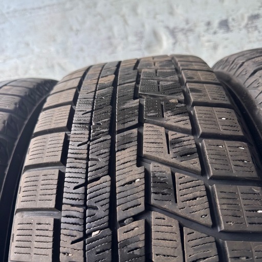 バリ山　YOKOHAMA ヨコハマ　IG60 215/55R17 スタッドレス　タイヤ　2022年製　17インチ