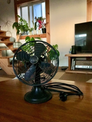 扇風機　ミニ　シバウラエンジニアリングワークス　昭和レトロ　オブジェ　ミニサイズ　ファン