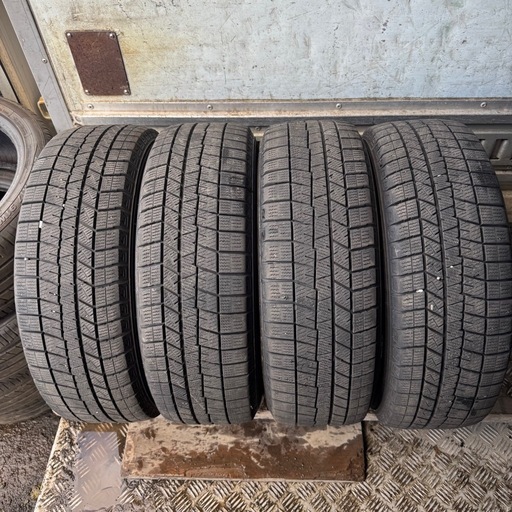 バリ山　DUNLOP ダンロップ　WM03 185/60R15 スタッドレス　タイヤ　2022年製　15インチ