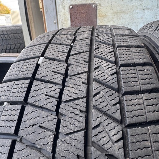 バリ山　DUNLOP ダンロップ　WM03 185/60R15 スタッドレス　タイヤ　2022年製　15インチ