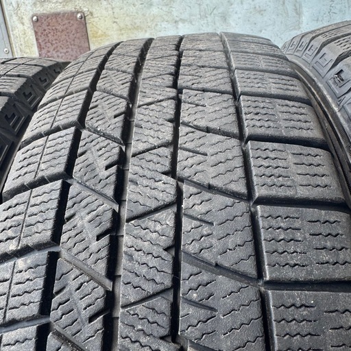 バリ山　DUNLOP ダンロップ　WM03 185/60R15 スタッドレス　タイヤ　2022年製　15インチ