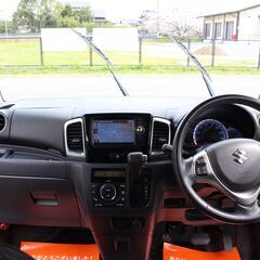 スズキ・スペーシアカスタム・車検２年付・３６，０００キロ・ＸＳスマートフォン連携ナビ車・左側電動スライドドア・スマートキー・フォグランプ・アイドリングストップ・ディスチャージヘッドライト・オートエアコン・オートライト・ウィンカーミラー・アルミホイール・ＥＴＣ　他の画像