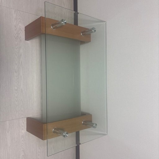 ガラステーブル