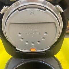 【中古】¥11,800
 日立　5合圧力IH炊飯ジャー 【IJ173】の画像