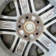 MAZDA マツダ　ＬY🇺🇳MPV純正16インチアルミホイール　タイヤは使用不可　おまけつきの画像