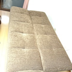 3人掛け美品ソファベッドの画像