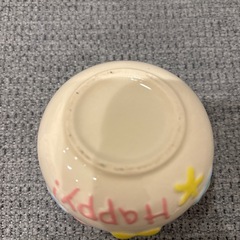 うさぎの陶器の器の画像